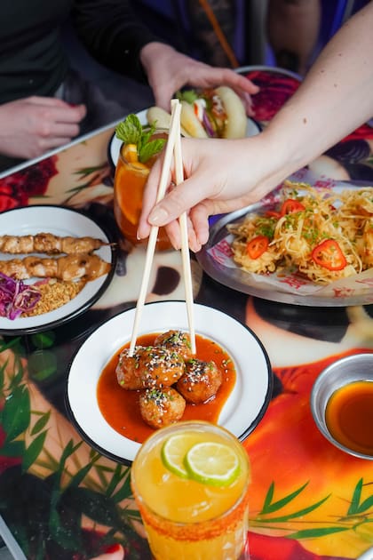 La propuesta de Yatai Yatoi recorre las cocinas de Japón, China, Vietnam, Tailandia, Corea y Filipinas