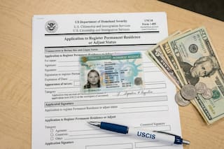 El cambio del Uscis que podría complicar el paso final hacia la ciudadanía de EE.UU.
