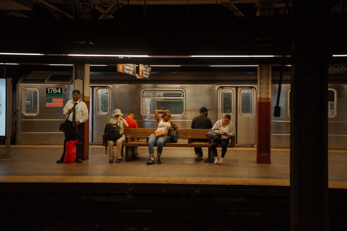 La propuesta para otorgar transporte público gratuito a más de un millón de neoyorquinos (AP Foto/Olga Fedorova, Archivo)
