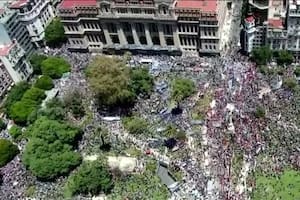 La protesta de la CGT en Plaza Lavalle
