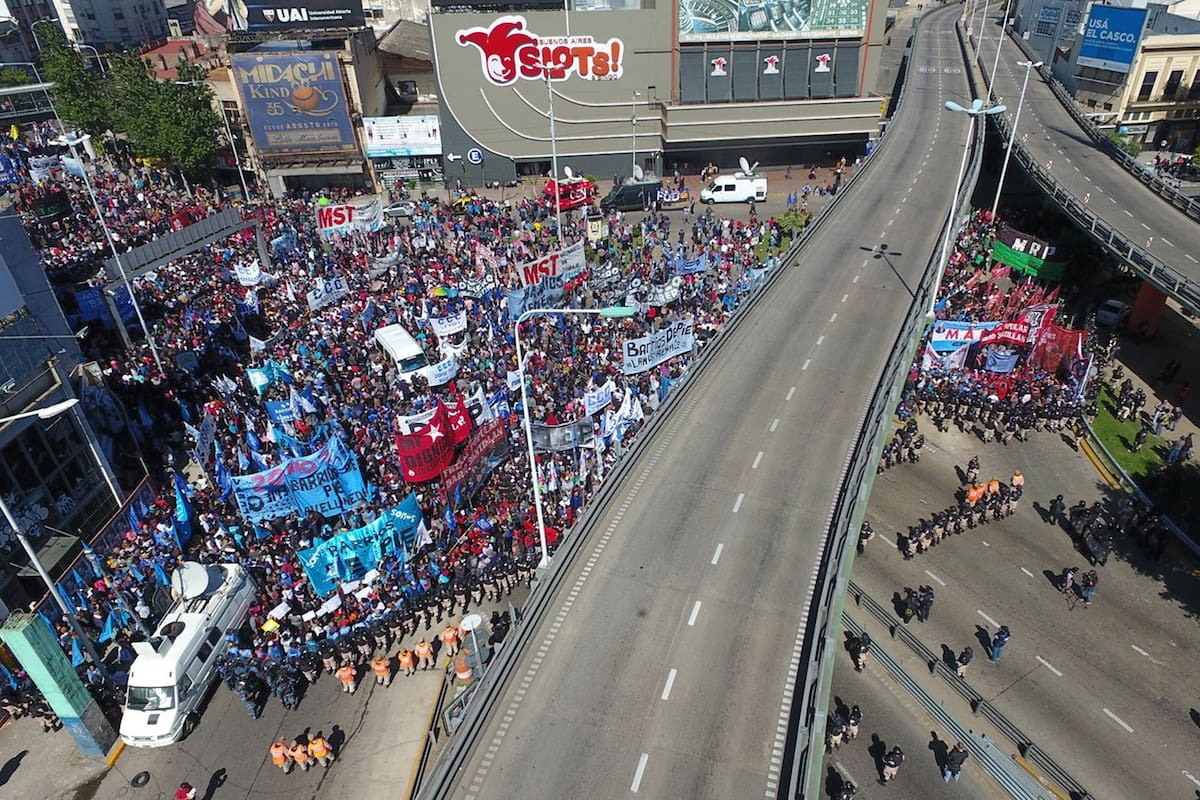 La protesta en el Puente Pueyrredón