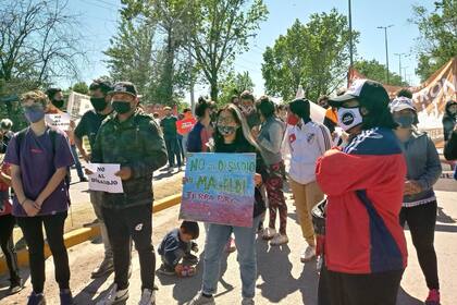 La protesta en las inmediaciones del Mercado de Concentración de Fisherton