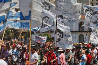 Arrancó la marcha federal por pan y trabajo con ollas populares en todo el país