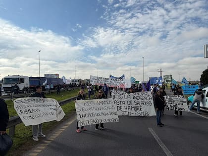 La protesta municipal de este lunes, en Cañuelas