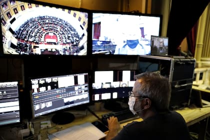 La prueba del sistema por teleconferencia en la Cámara de Diputados