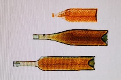 La PSA detectó en 2024 el envío de cocaína líquida al analizar botellas con un escáner