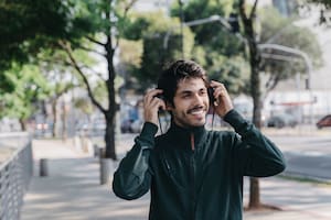Las personas que escuchan siempre las mismas canciones buscan estabilidad y una sensación de control que permite reducir la ansiedad