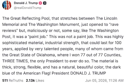La publicación de Trump sobre la pileta del Lincoln Memorial
