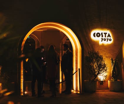 La puerta de Costa 7070