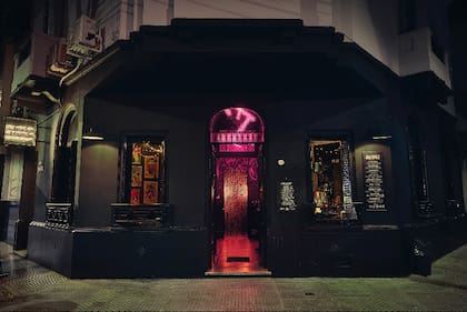 La puerta de Tres Monos
