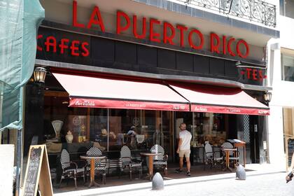 La Puerto Rico, que tiene más de 120 años de historia y fue puesta en valor por el
mismo estudio que restauró La Ideal