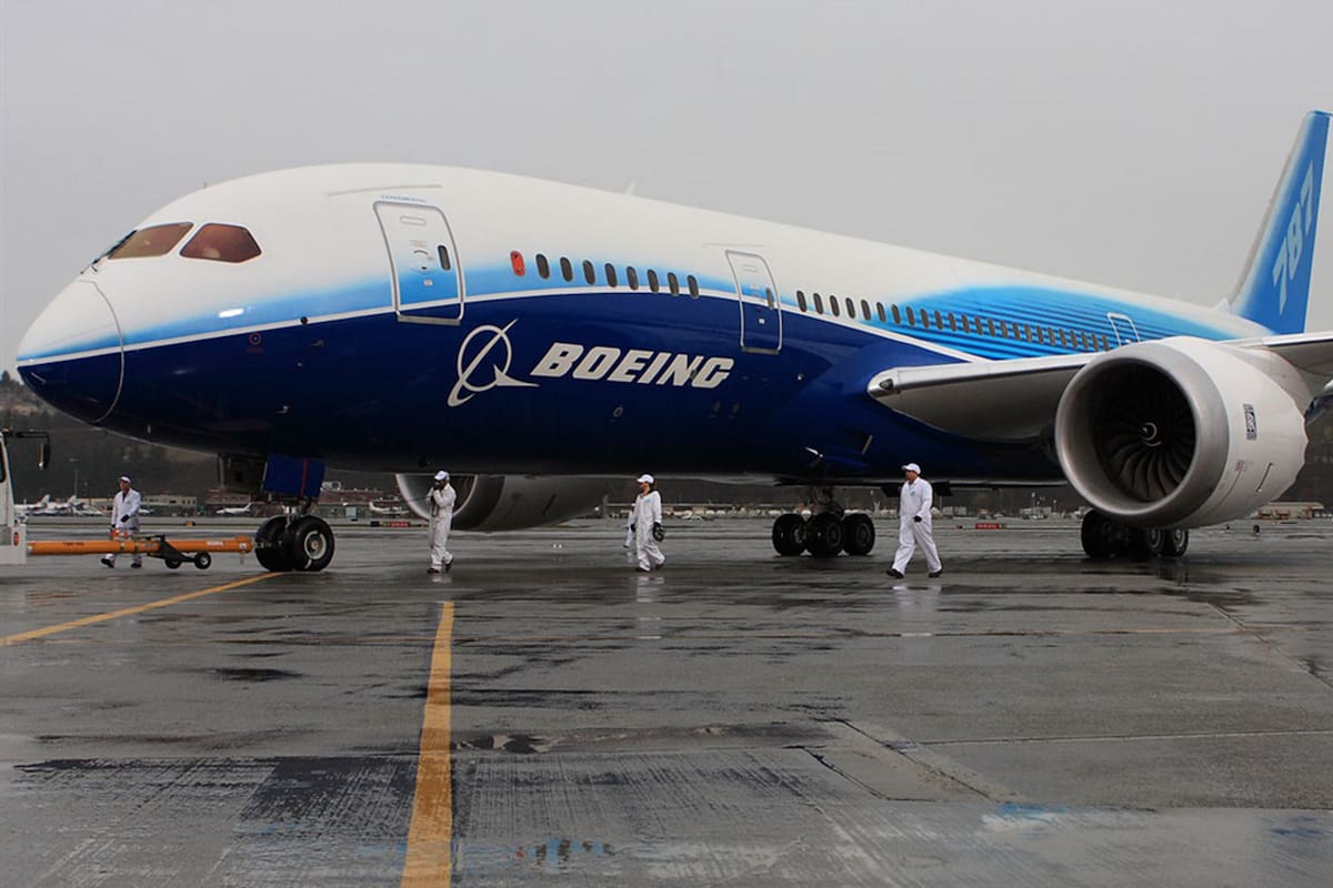 La pugna entre Airbus y Boeing se salda en 2017 con buenos resultados para ambos fabricantes en un año muy positivo para el sector