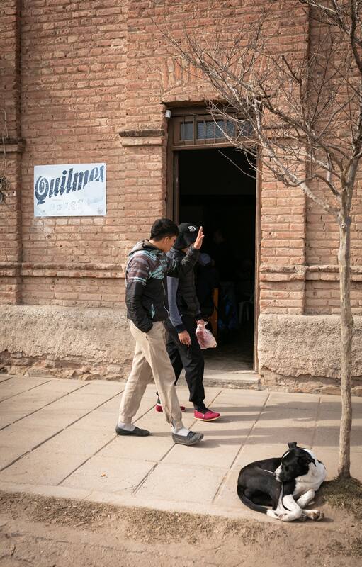 La pulpería abre todos los días.