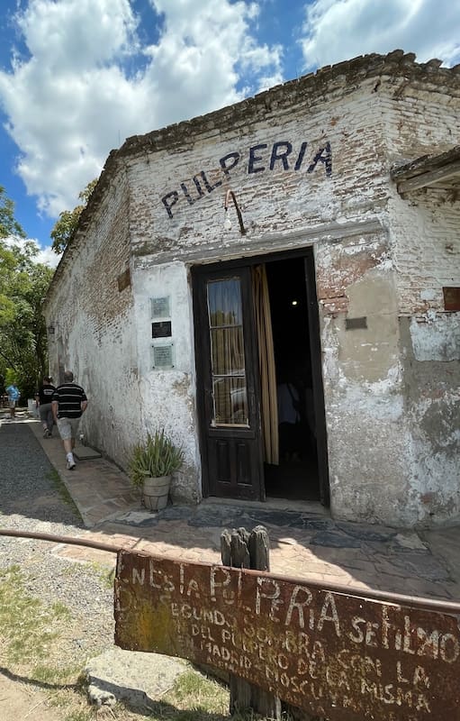 La pulpería de Cacho Di Catarina, en Mercedes.