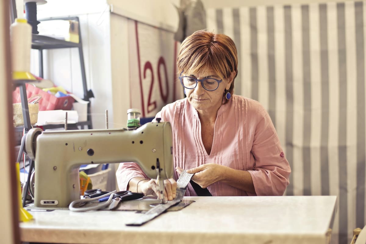 La razón de por qué coser ayuda a la memoria