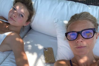 Apple Martin, la hija de Gwyneth Paltrow, protagonizó un video donde se burló de la rutina de belleza de su madre y de lo que hace con su empresa
