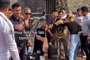 La reacción de la novia de "Toto" Salvio con un grupo de hinchas mexicanos