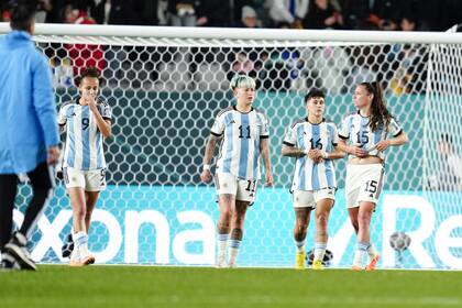 La reacción de las jugadoras argentinas tras la derrota en el debut del Mundial frente a Italia