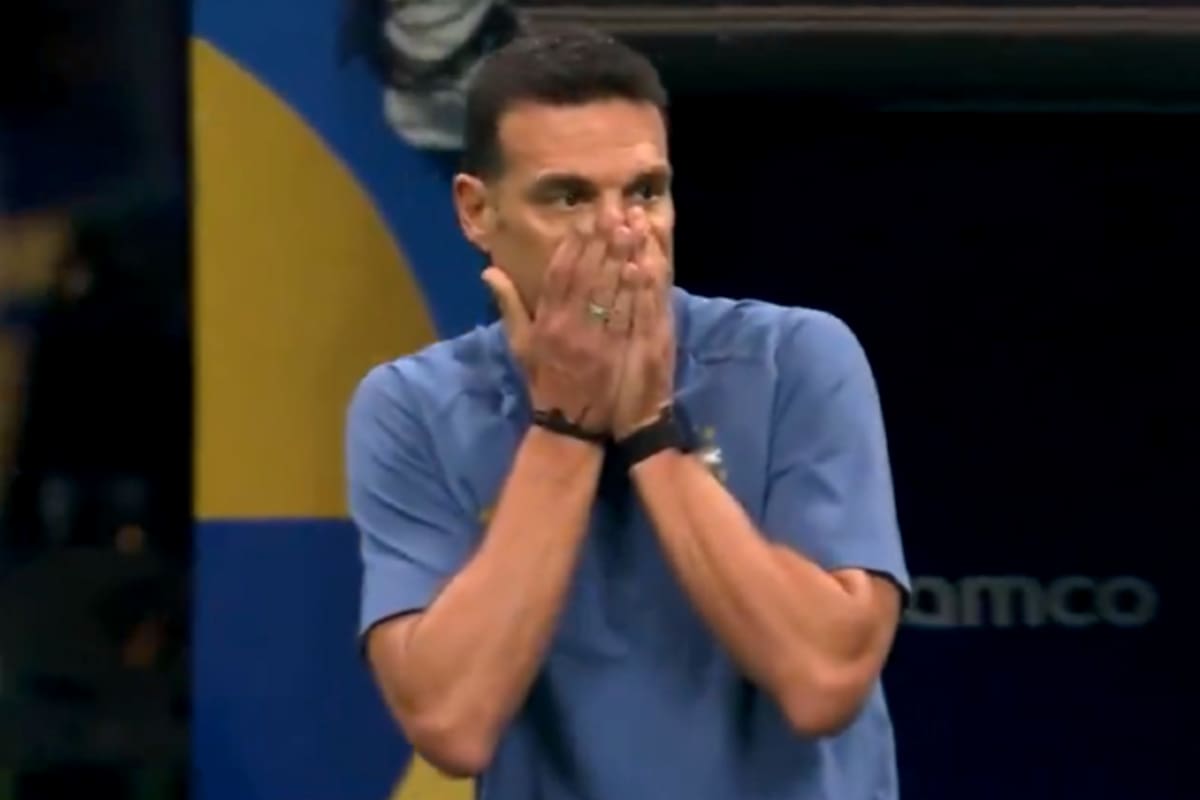 La reacción de Scaloni al gol de Enzo Fernández