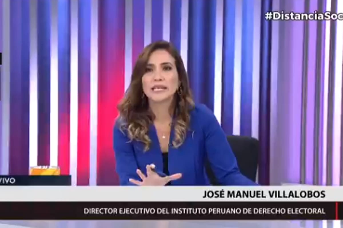 La reacción de una conductora de televisión durante un temblor en Perú