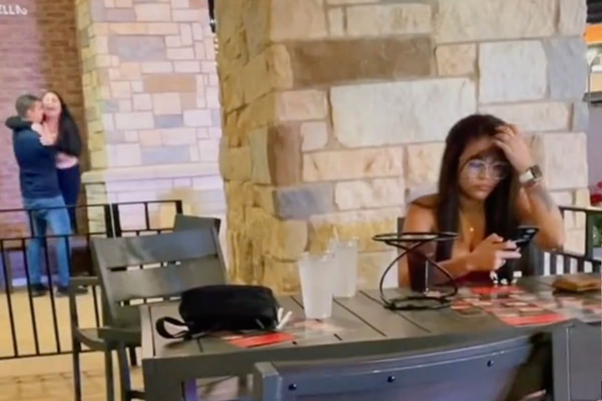 La reacción de una mujer al descubrir una aparente infidelidad se hizo viral, pero por una razón poco común