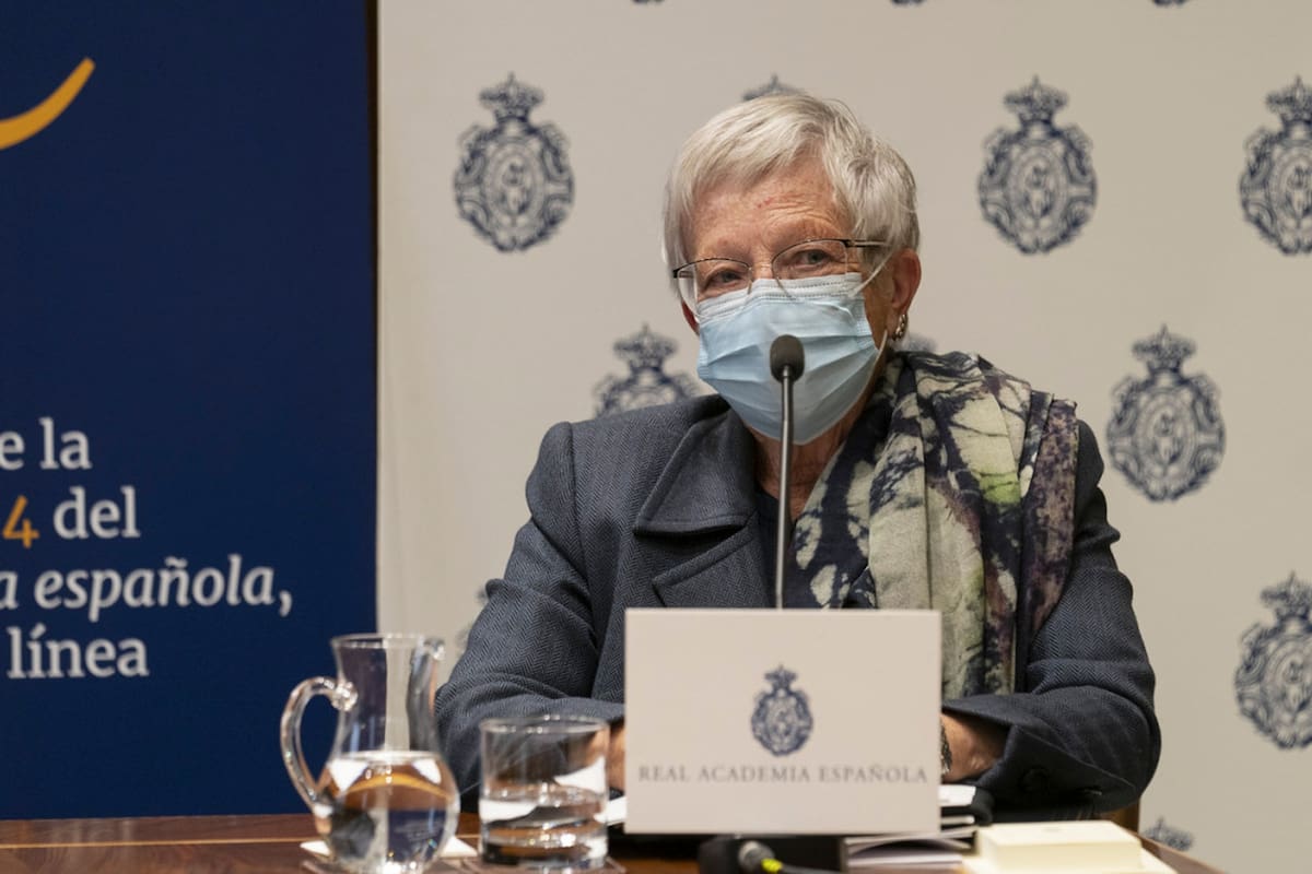 La Real Academia Española (RAE) ha presentado la actualización 23.4 del Diccionario de la lengua española (DLE), con la que da a conocer novedades. La presentación a cargo de la directora del Diccionario de la lengua española, la académica Paz Battaner.