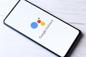 La Real Academia Española trabaja con Amazon y Google para mejorar el español de sus asistentes digitales