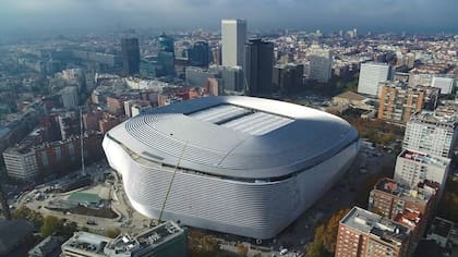 La Real Federación Española de Fútbol propuso jugar la Finalissima en el estadio Santiago Bernabéu