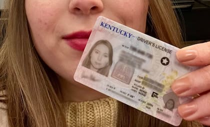 La Real ID en Kentucky se identifica por una estrella en la parte superior derecha