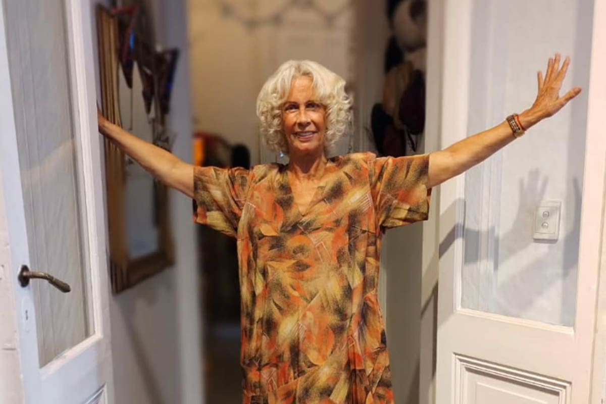 La reaparición de María Valenzuela: fue a ver a Soledad Silveyra y Luis Brandoni al teatro y recibió una ovación