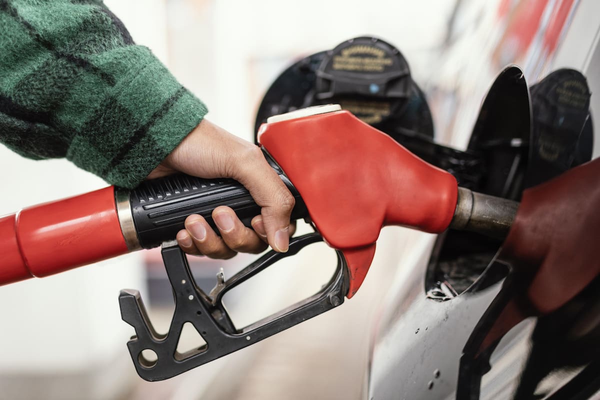 La recaudación del impuesto a los combustibles fue la que más creció en noviembre