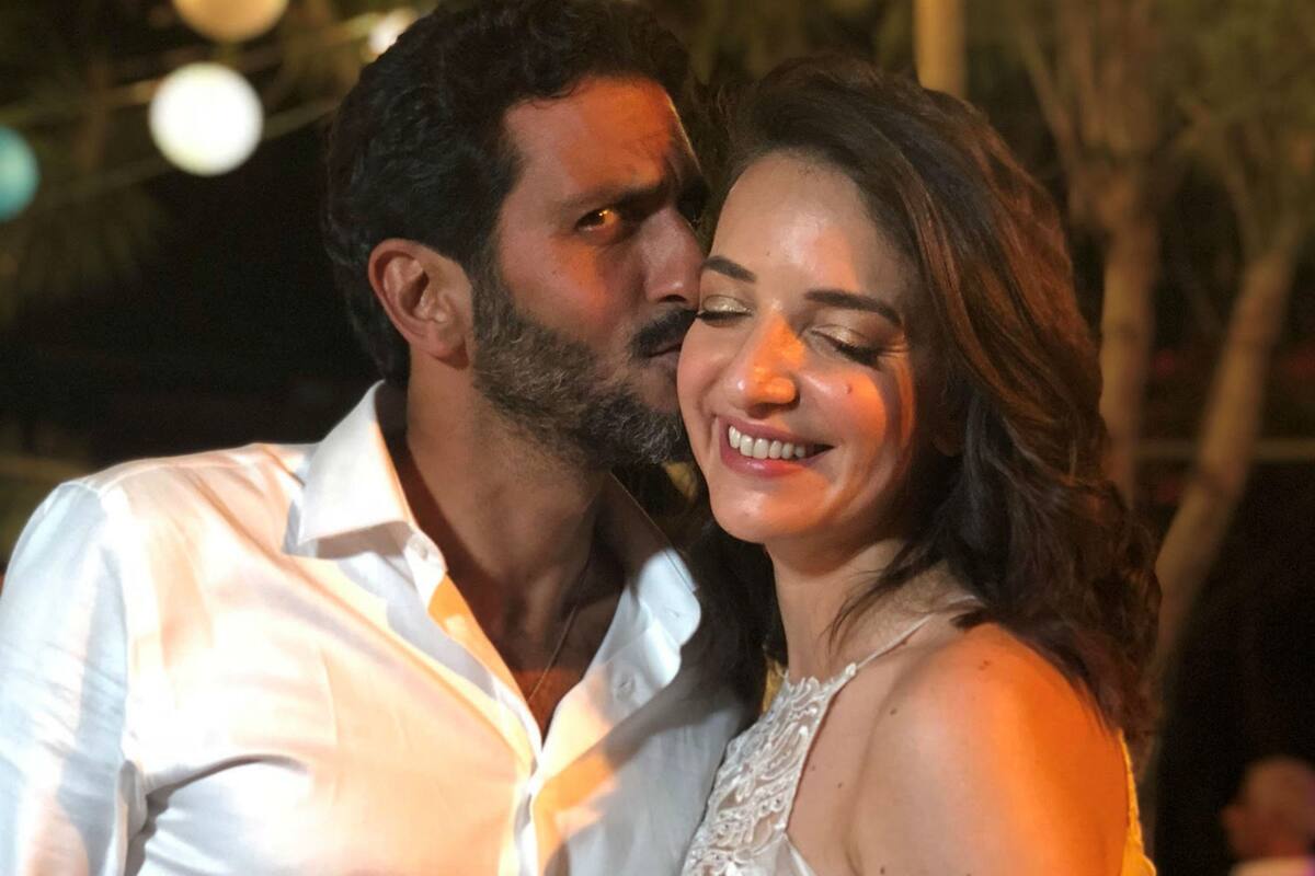 La reconocida periodista musulmana Lucy Aharish y el actor judío Tsahi Halevi después de casarse en secreto