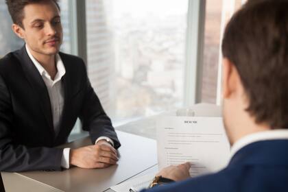 La recuperación de los salarios es un tema urgente para los empleados