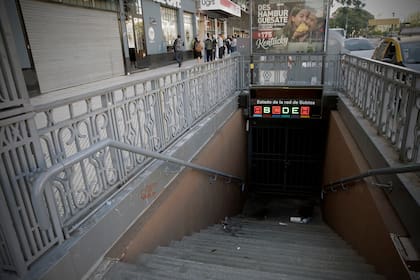 La red de subte de la ciudad tuvo una baja del 99% de pasajeros, una merma histórica que no tiene antecedentes similares
