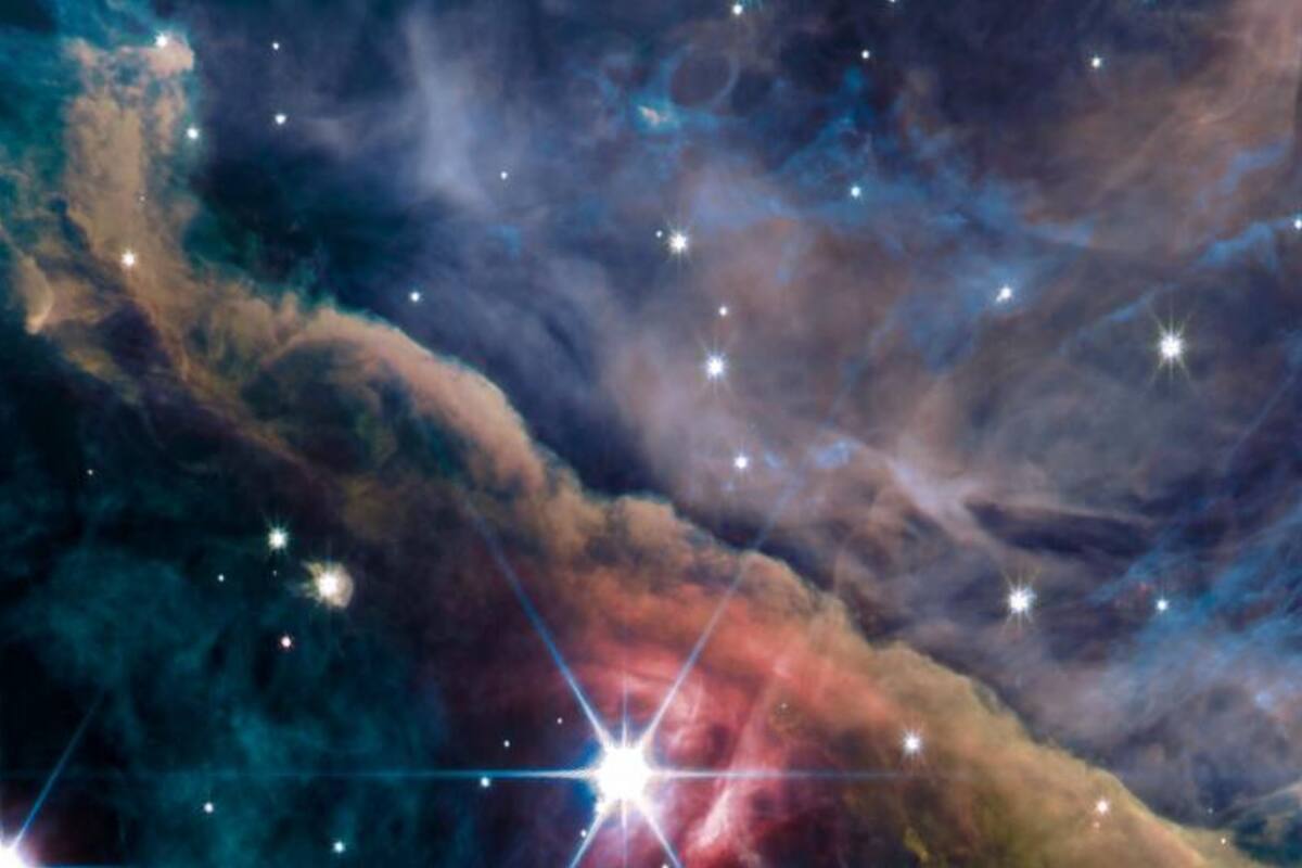 La región interior de la Nebulosa de Orión vista por el instrumento NIRCam. FOTO: NASA, ESA, CSA, Data reduction and analysis : PDRs4All ERS Team; graphical processing S. Fuenmayor