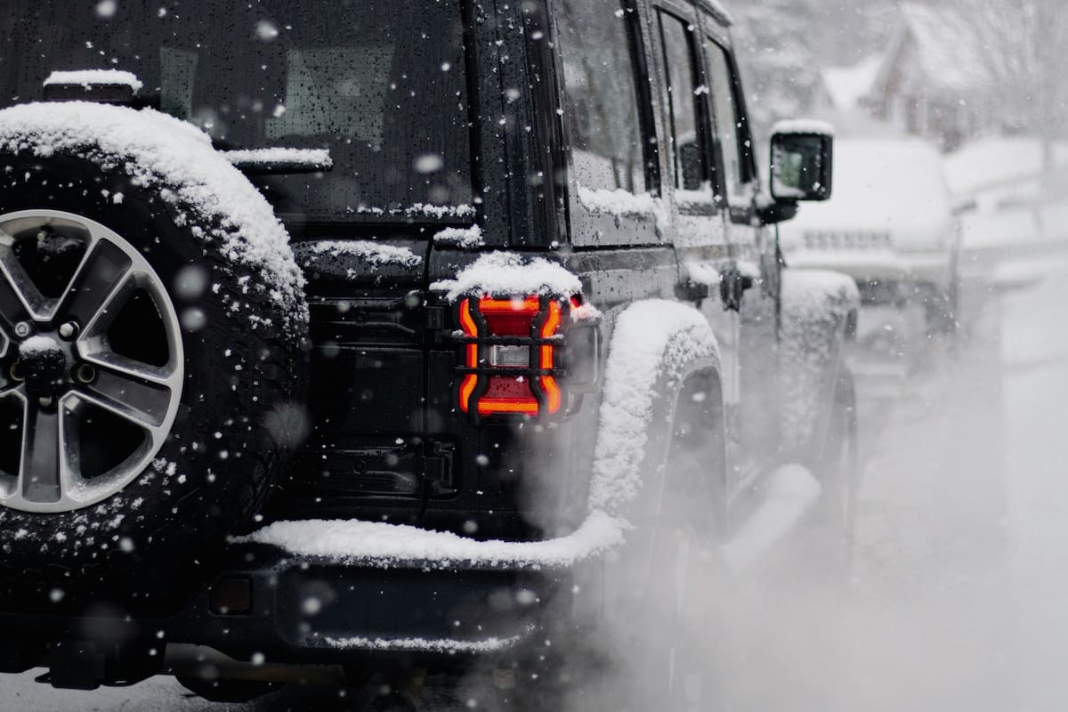 La regla de los 10 minutos de encender el auto tras una nevada en EE.UU. (Unsplash)