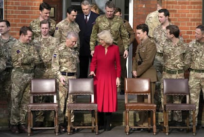 La reina consorte Camilla estrenó uno de los títulos que le despojaron al príncipe Andrés