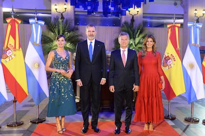 La Reina Letizia, el Rey Felipe VI, Mauricio Macri y Juliana Awada