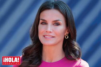 La Reina los luce sus brazos, hombros y piernas definidos y tonificados, una inspiración para muchas mujeres.