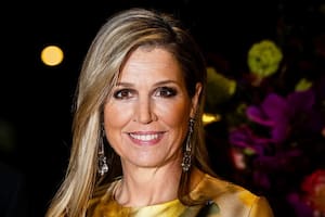 La reina Máxima se lució con un glamuroso vestido amarillo durante su visita de estado a Chipre (Foto: Instagram @patrickvkatwijk)