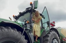 Máxima Zorreguieta volvió a salirse del protocolo y sorprendió a todos al manejar un tractor
