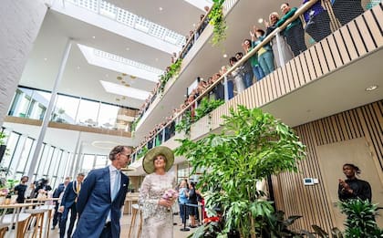 La reina Máxima volvió a deslumbrar con su look (Foto: Instagram @koninklijkhuis)