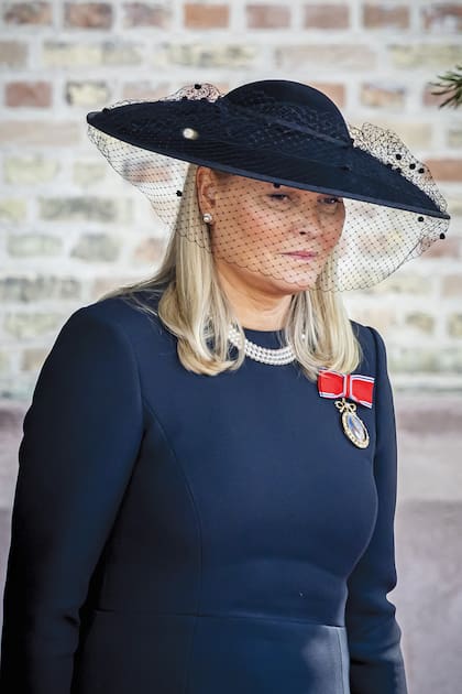 La reina Mette-Marit, desconsolada por la muerte de su suegro