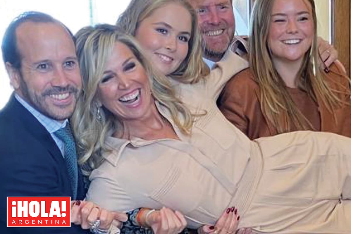 La Reina se divirtió a lo grande con los suyos durante el almuerzo organizado para 50 invitados.