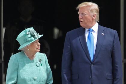 La reina y Trump