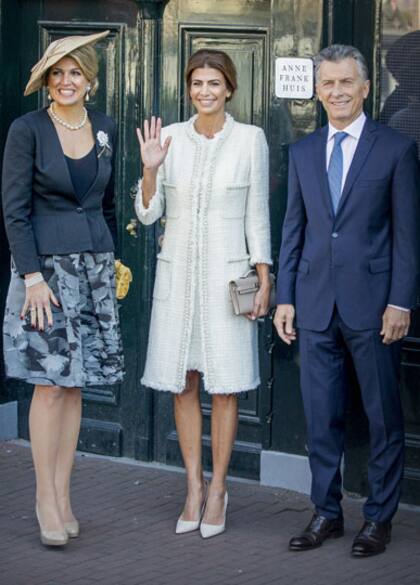 La reina y la primera dama, espléndidas, en el primer día de la visita oficial de Macri a Holanda
