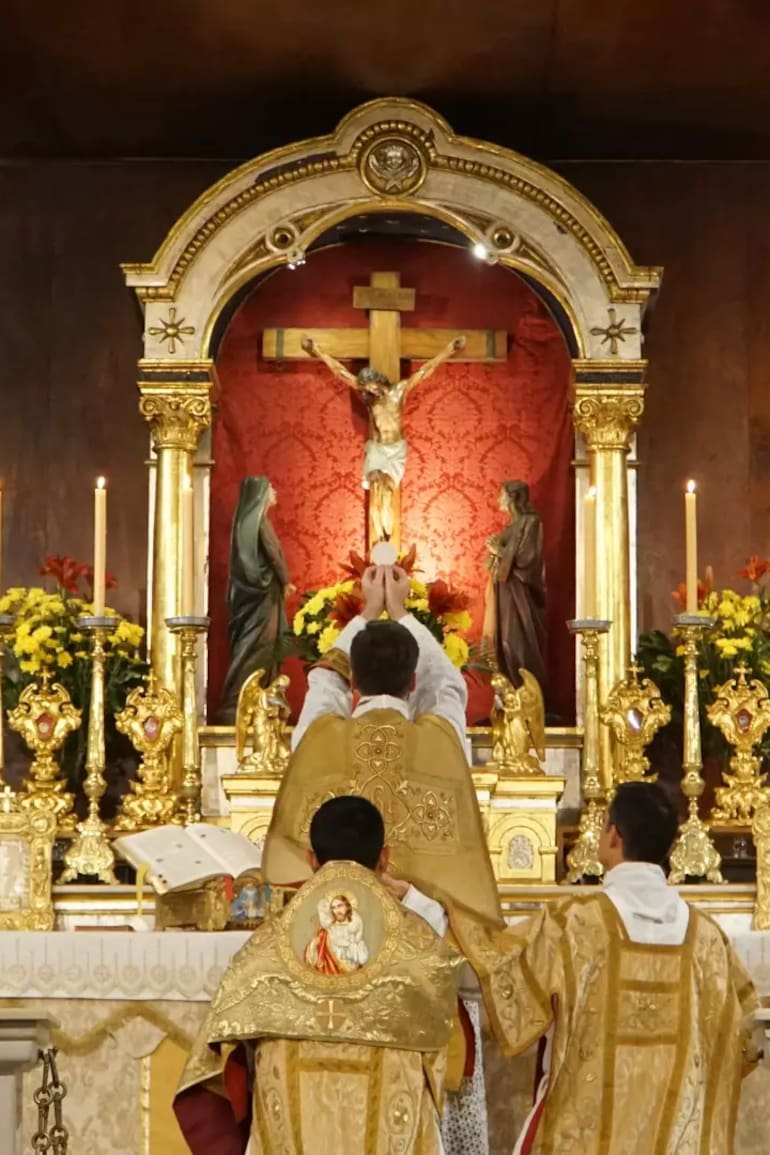 La relación de la fraternidad lefebvrista con el Vaticano es tensa desde la excomunión de su fundador y líder, el monseñor Marcel Lefebvre, en 1988