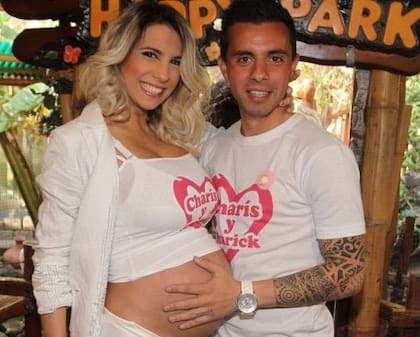 La relación entre Cinthia Fernández y Matías Defederico duró desde el 2015 hasta el 2018 y tuvieron tres hijas, Charis, Bella y Francesca