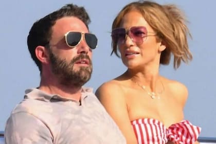 La relación entre Jennifer Lopez y Ben Affleck fascina tanto al público como a la prensa