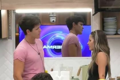 La relación entre Marcos y Julieta parece ir directo hacia un desenlace romántico.